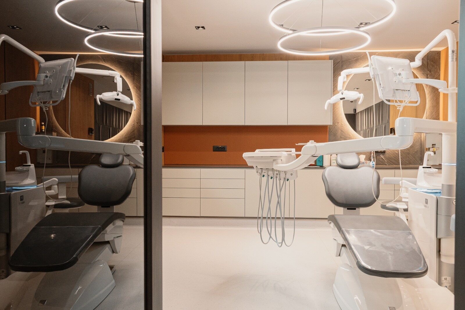 Sală de tratament — Megabite Dental Office